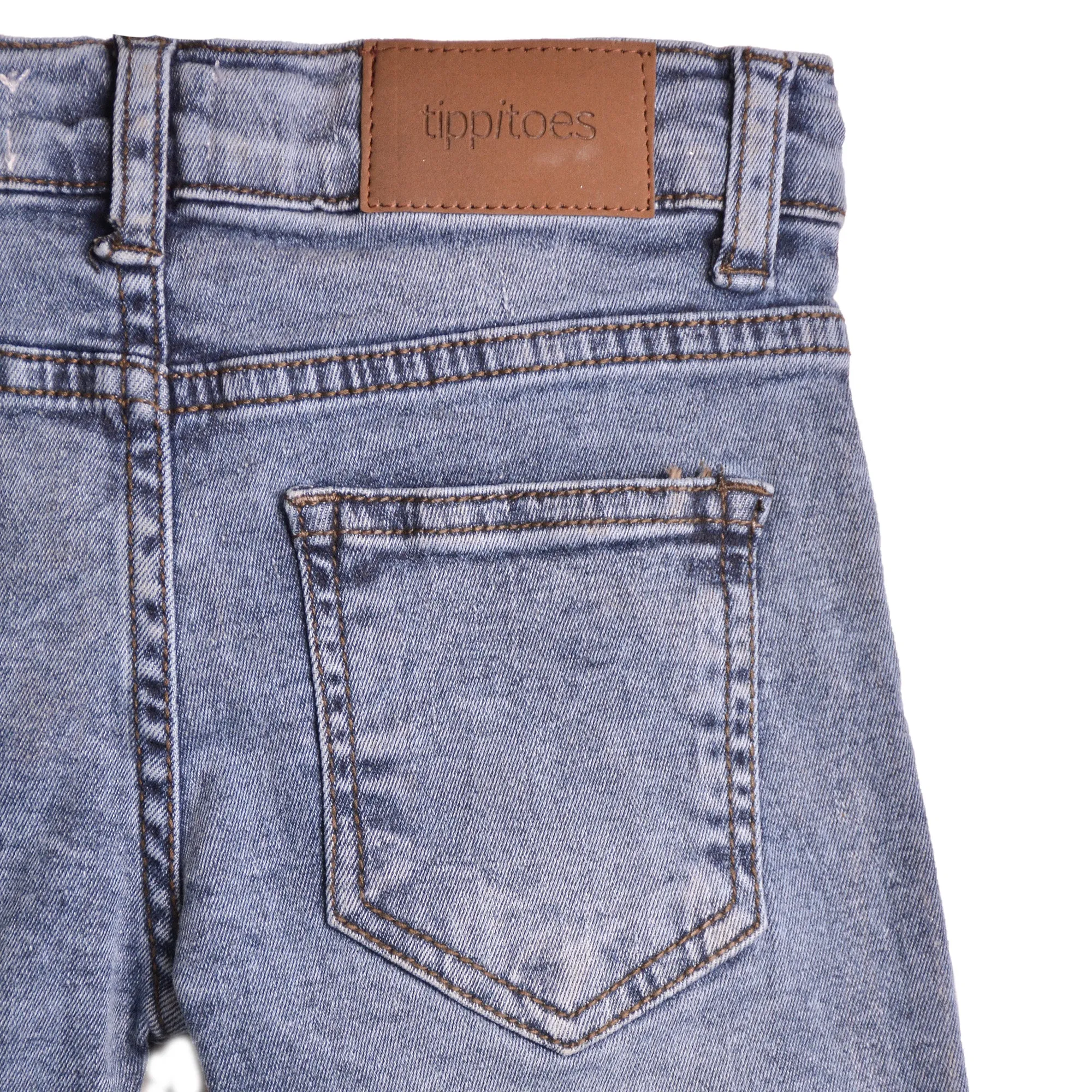 COMFORT STRAIGHT FIT JEANS