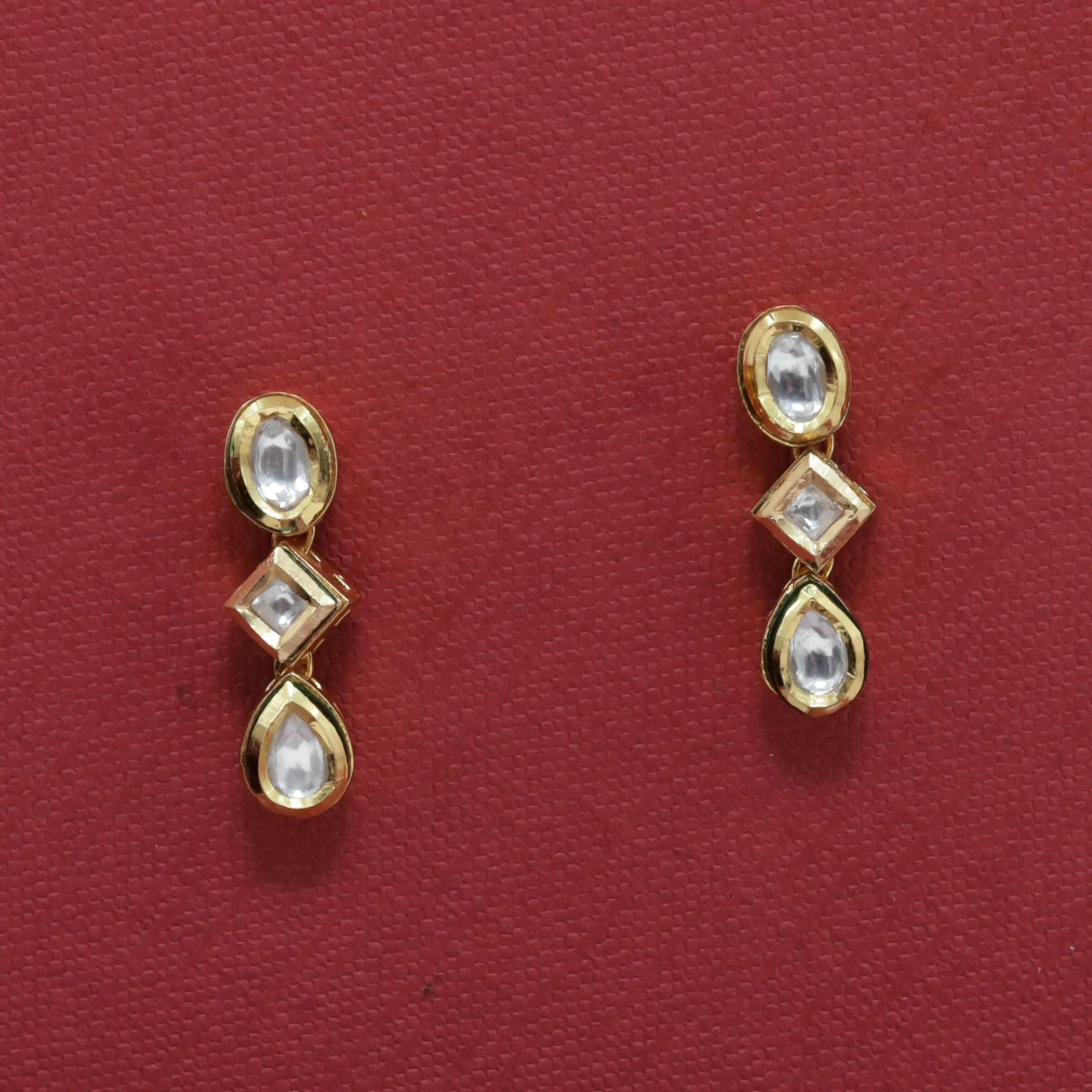Kundan Necklace Set Round Neck 8441-73