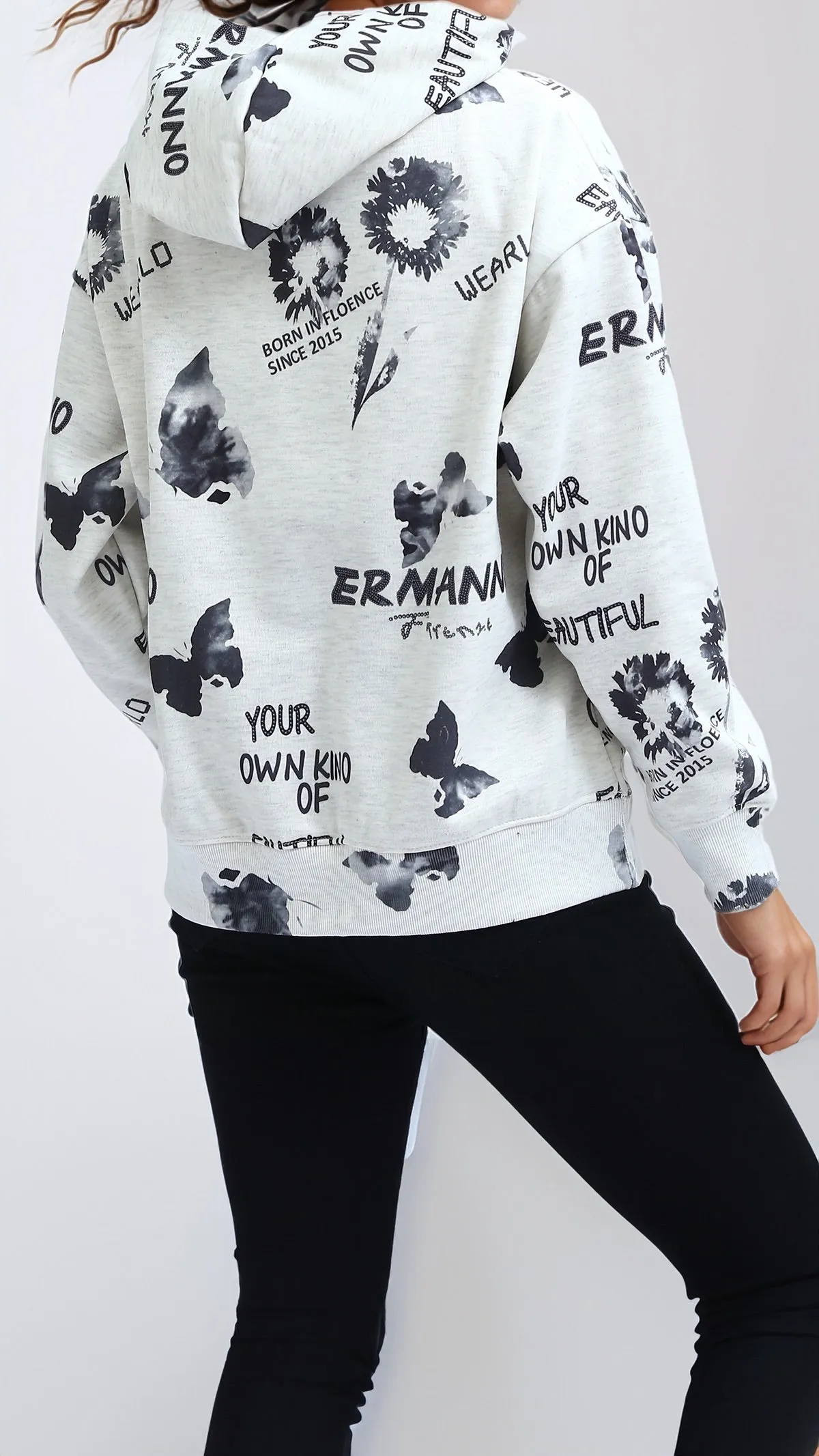O200012 - Patterned Slip On Black & White Casual Hoodie