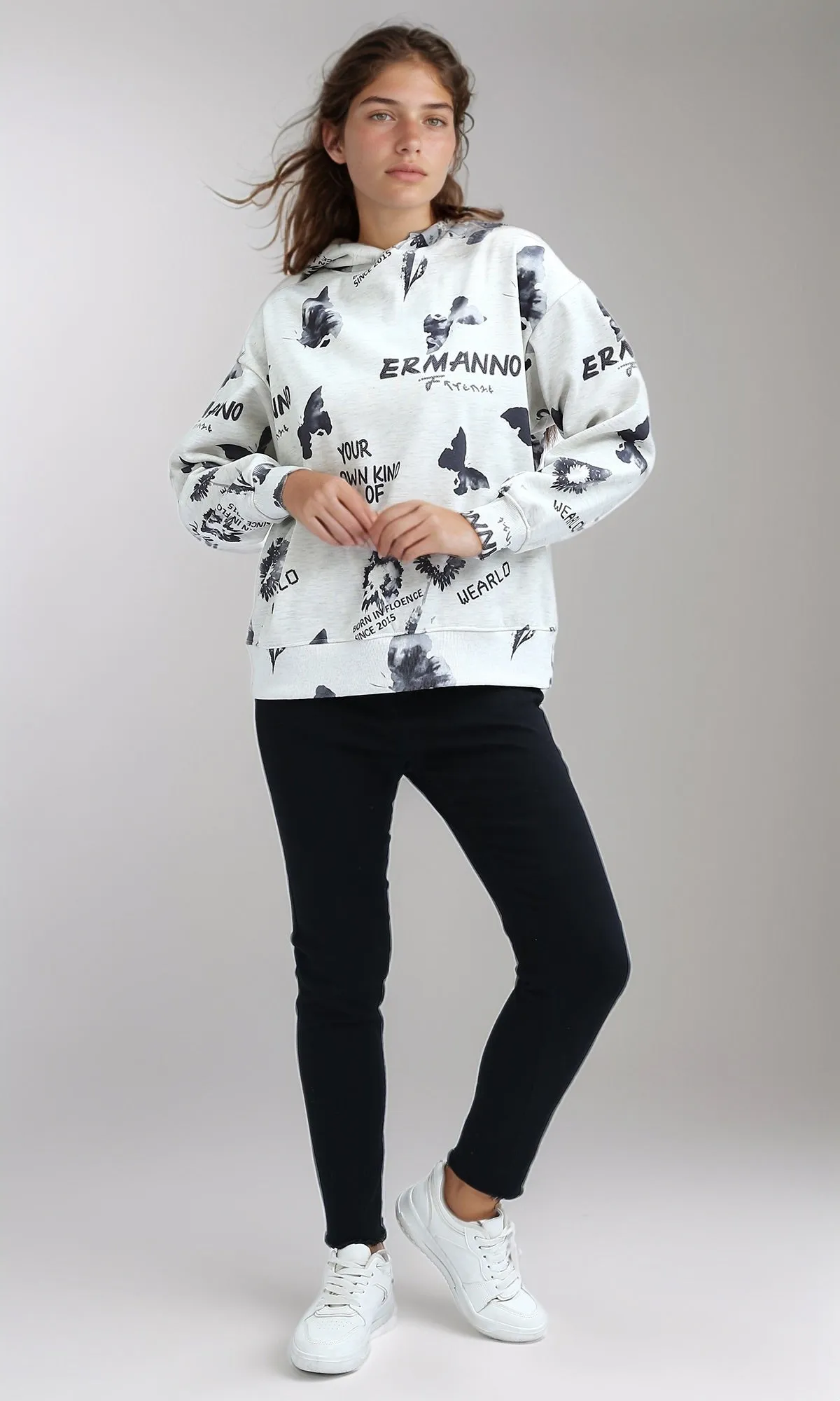 O200012 - Patterned Slip On Black & White Casual Hoodie