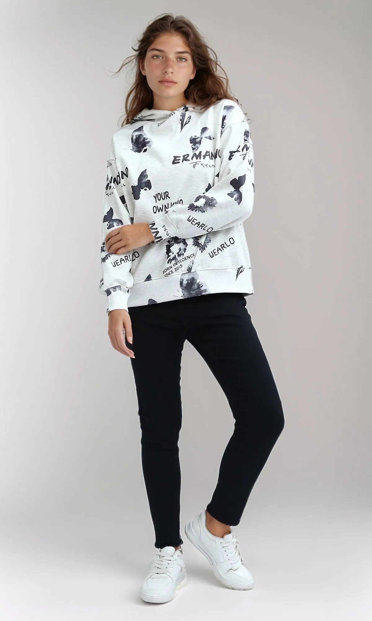 O200012 - Patterned Slip On Black & White Casual Hoodie